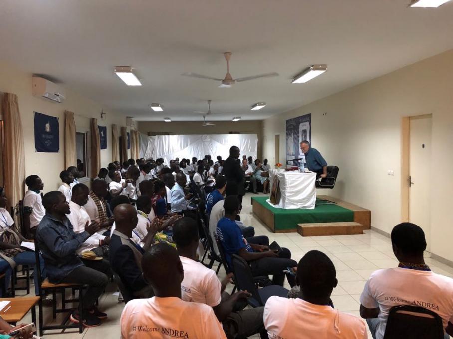 Andrea Riccardi rencontre la Communauté de Sant'Egidio de Dakar : une lumière pour les pauvres au Sénégal